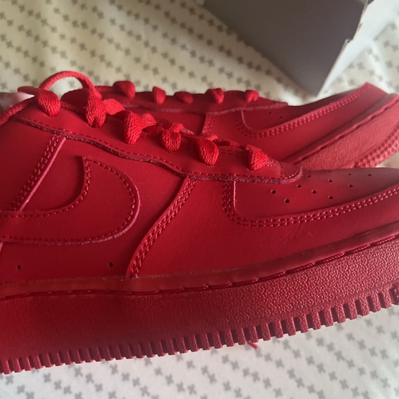 Red 2021 Nike AF1s New in box 6.5Y - Picture 2 of 8
